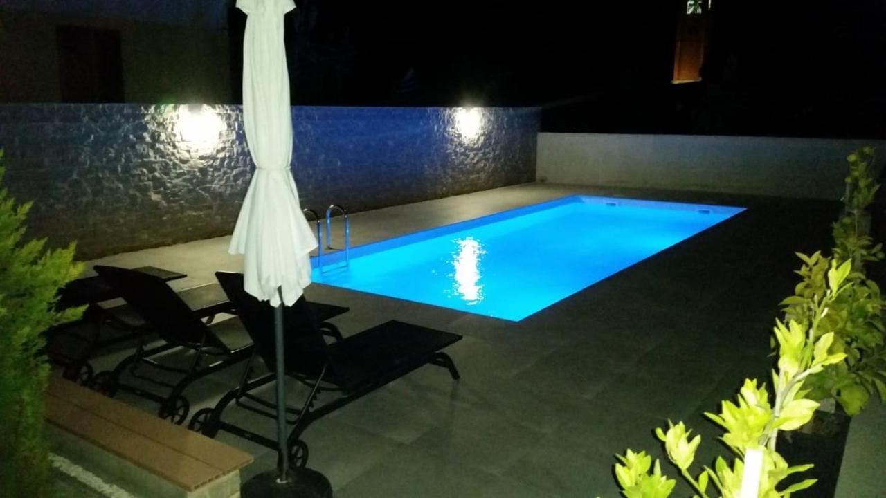 Haus Dalmatia With Heated Pool Apartment Bibinje Luaran gambar