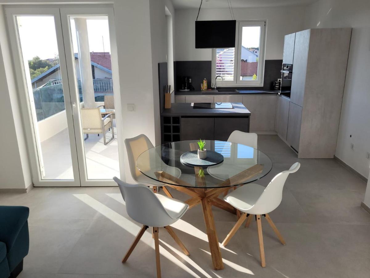 Haus Dalmatia With Heated Pool Apartment Bibinje Luaran gambar
